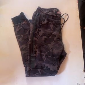 Nike Gray Camo Joggers  | Sz M